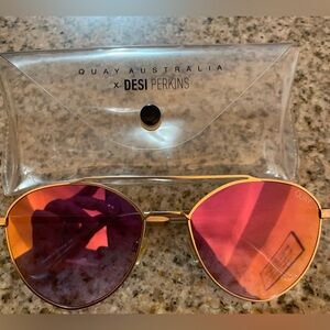 Quay Australia Gold Frame with Pink Lens Sunglasses Used